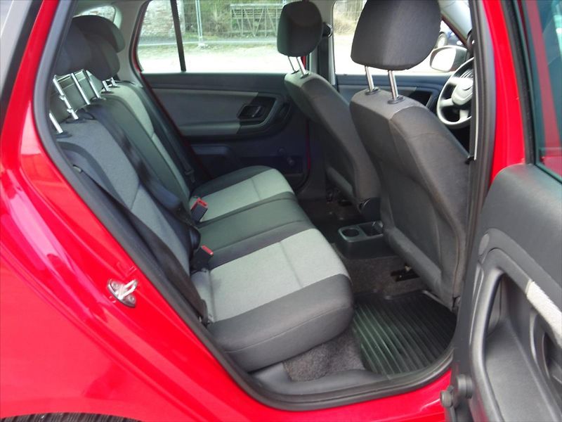 Škoda Fabia 1,2 TSI - fotka 17 z 27