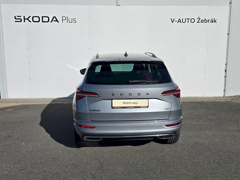 Škoda Karoq (2026) SPORTLINE 4X4 TDI 2.0/110KW A7 - fotka 8 z 35