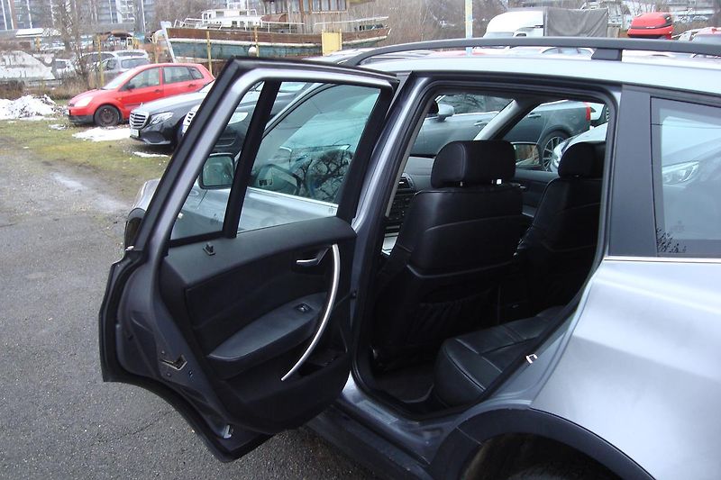 BMW X3 (2007) 3.0 SD, Xdrive,Nová STK+ME,AUT - fotka 30 z 73