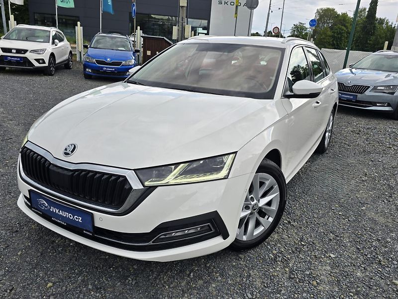 Škoda Octavia 2.0TDI DSG STYLE+ MATRIX TAŽNÉ - fotka 1 z 50