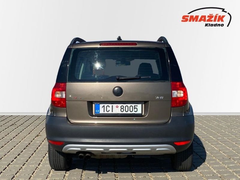 Škoda Yeti (2013) 2,0 (103kW) 4X4 Man. NM. - fotka 6 z 23