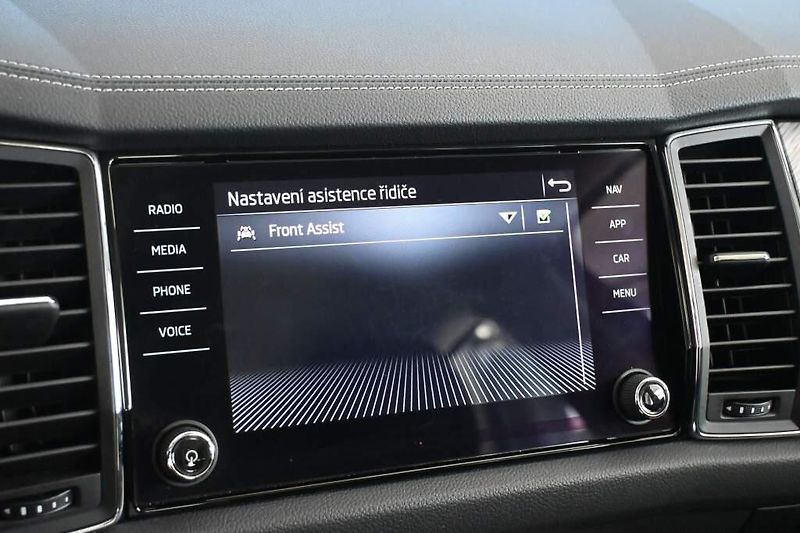 Škoda Kodiaq (2023) 2.0 4x4 LED Matrix DSG STYLE T - fotka 17 z 34