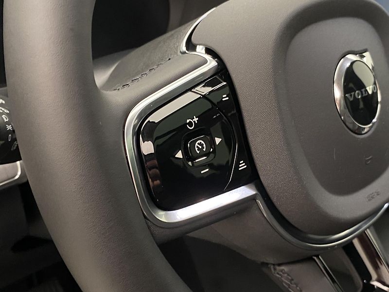 Volvo XC90 (2026) B5 AWD AUT BRIGHT ULTRA 7míst - fotka 26 z 71