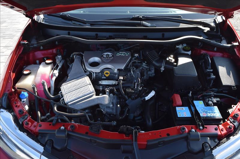 Toyota Auris 1,2 i 85KW XENONY AUTOMAT ALU - fotka 55 z 55