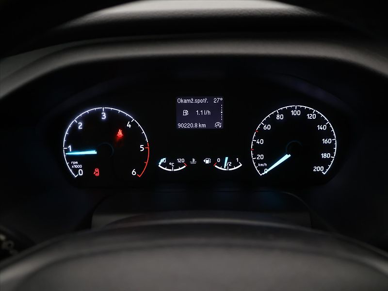 Ford Transit Custom 2,0 EcoBlue 95kW DPH CZ - fotka 16 z 28