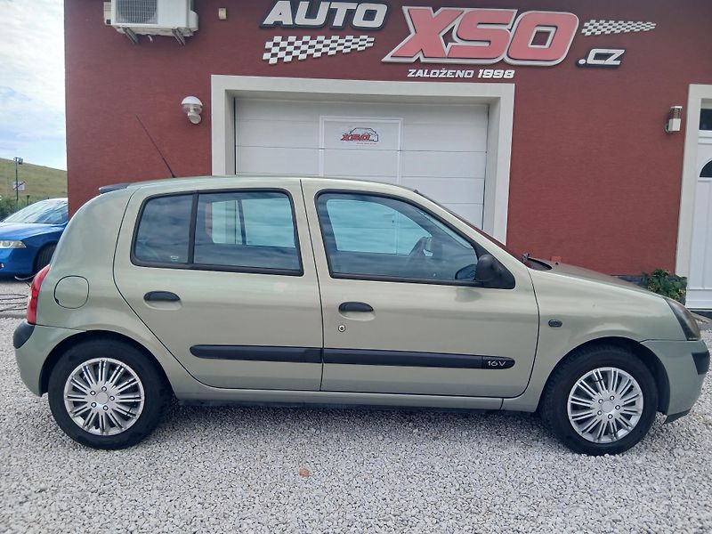 Renault Clio 1.2i ČR +sada kol - fotka 2 z 27