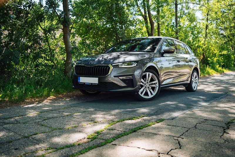 Škoda Scala (2025) 1.0 TSI, Drive - fotka 5 z 28