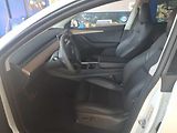 Tesla Model Y LONG RANGE DUAL MOTOR  92,0% - náhled 2