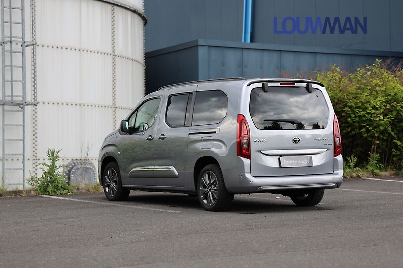 Toyota ProAce City Verso EV FAMILY COMFORT L2 - fotka 2 z 21