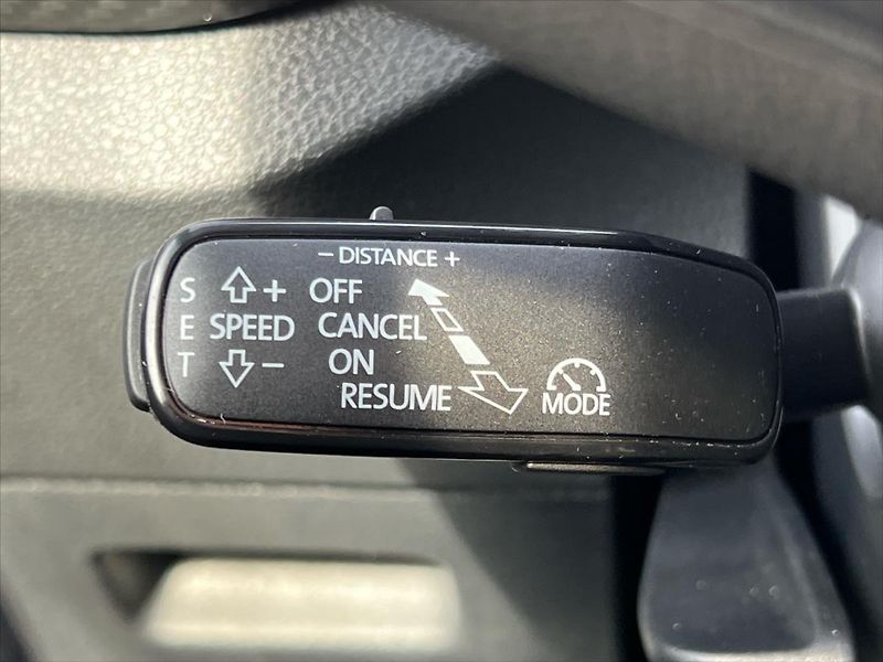 Škoda Kamiq 1,0 TSi 85kW 7DSG MONTE CARLO - fotka 19 z 31