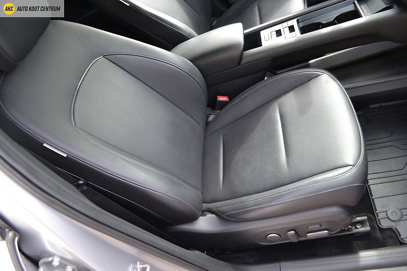 Hyundai Ioniq 6 239KW 4x4 POWER 77kWh STYLE PR - fotka 12 z 74