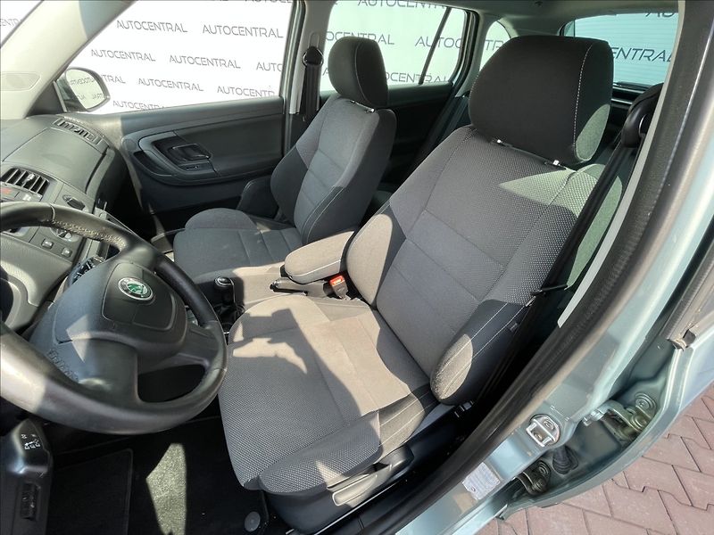 Škoda Fabia 1,2 HTP,51kW,STK 7/28 - fotka 11 z 20