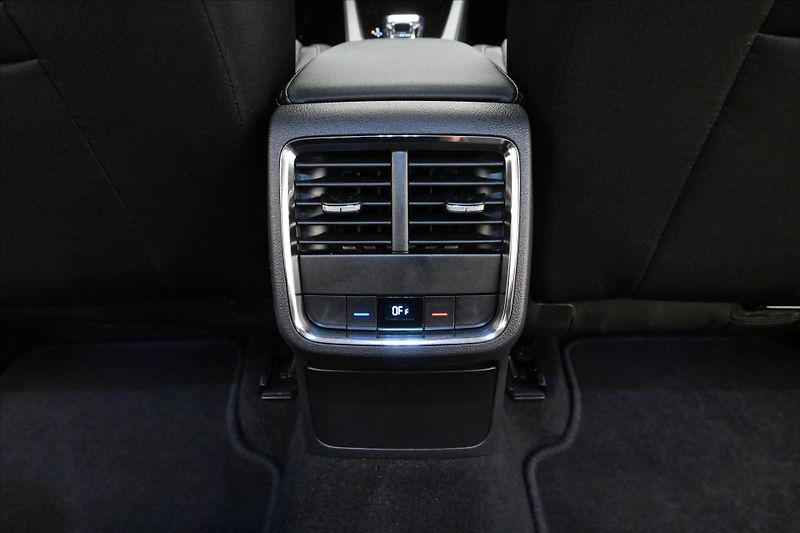 Škoda Octavia 2,0 TDI 110KW DSG STYLE Záruka - fotka 23 z 34