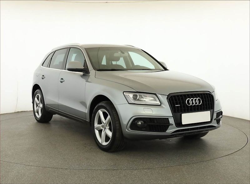 Audi Q5 (2011) 2.0 TDI, 4X4, Automat - fotografie inzerátu
