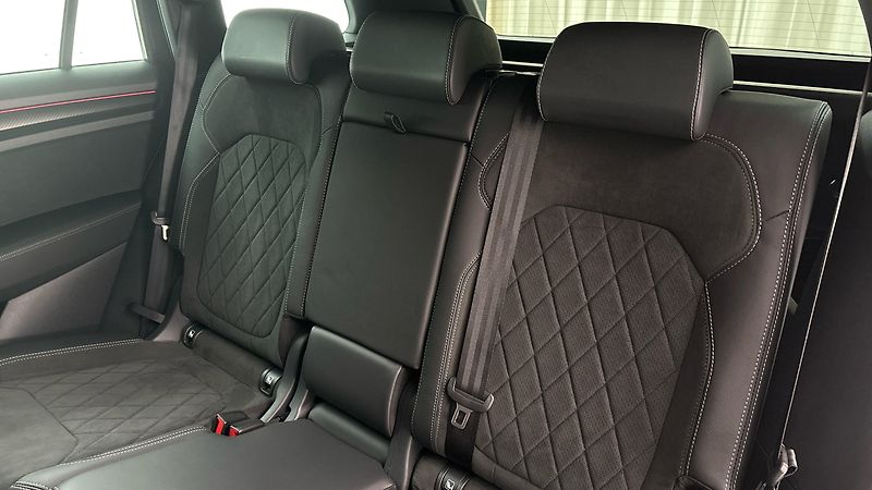 Škoda Kodiaq 2.0 TDI DSG 4x4 Sportline Excl - fotka 16 z 32