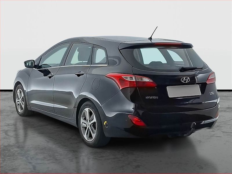 Hyundai i30 (2016) 1.6 MPI, LPG, Tempomat - fotka 4 z 16