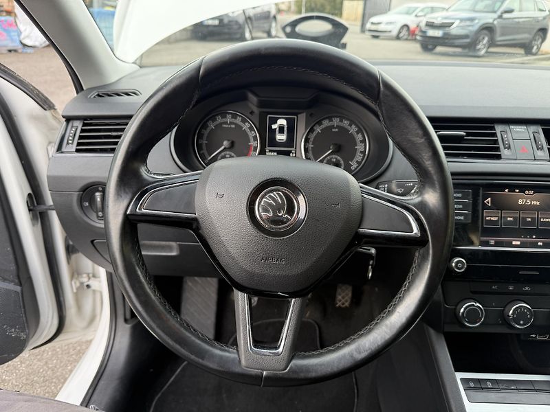Škoda Octavia 1.6 TDI 85 kW - fotka 12 z 18