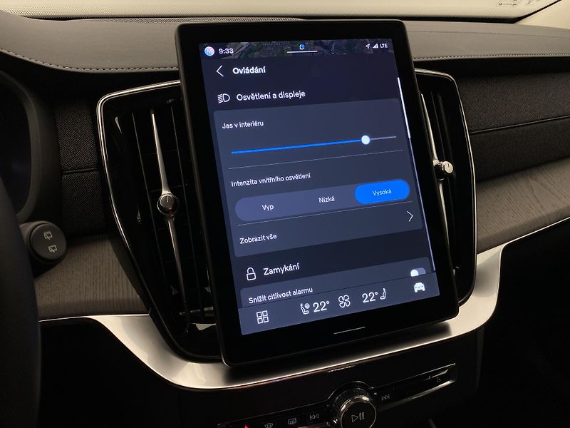 Volvo XC90 T8 AWD RECHARGE DARK REZERVACE - fotka 53 z 67