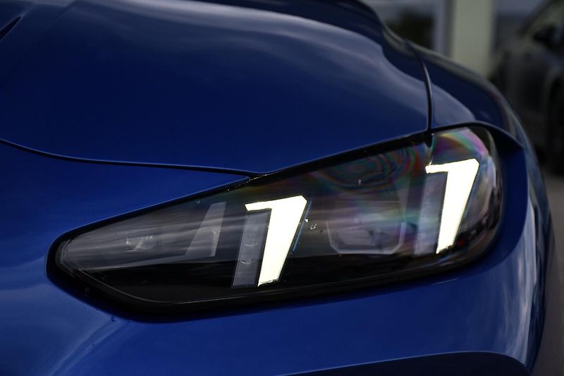 BMW M3 COMP.HUD XD H/K CARBON ZÁRUKA - fotka 43 z 47