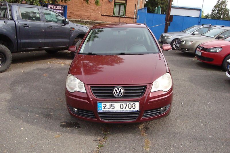 Volkswagen Polo (2006) 1.4i 16V, ČR, Servisní kniha - fotka 2 z 71