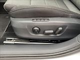 Škoda Superb 2,0 TDi  EXECUTIVE / DSG / NAV - náhled 36