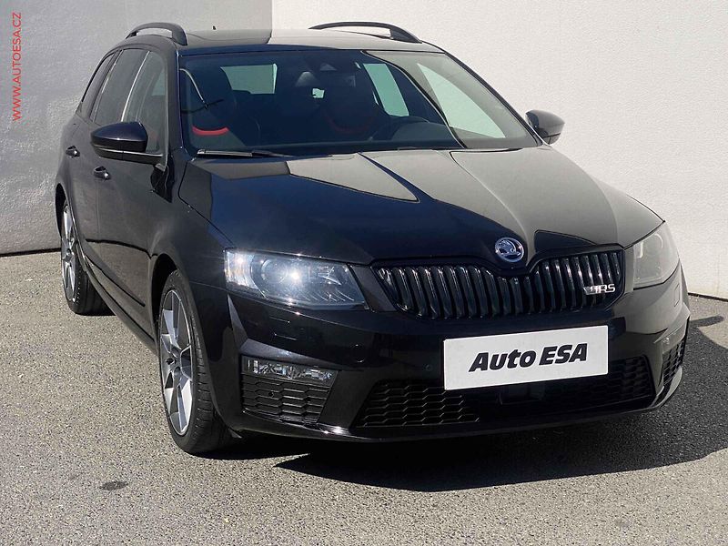 Škoda Octavia (2014) 2.0 TSi, RS, DSG, panor - fotografie inzerátu