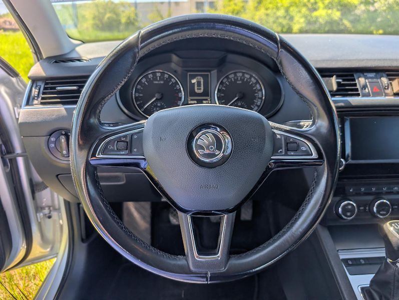 Škoda Octavia (2016) - fotka 16 z 19