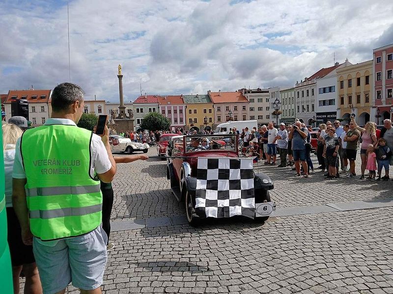 Z návštěvy 6. ročníku US Racket Trucks v Lužné.