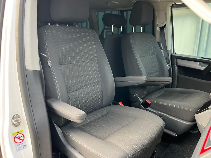Volkswagen Multivan 110kW DSG Nové rozvody+servis - fotka 13 z 19