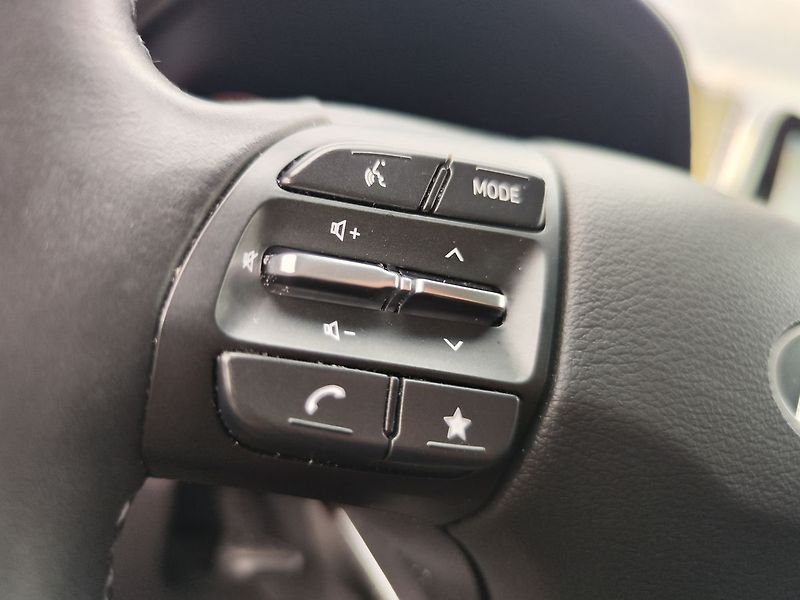 Hyundai i30 1.5 T-GDi/103kW Style - fotka 28 z 36