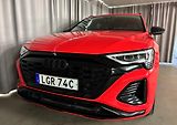 Audi Q8 e-tron 55 Q 360k Matrix Panorama Taž. - náhled 1