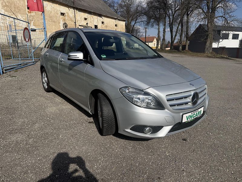 Mercedes-Benz Třídy B 180CDI TAŽNÉ - fotka 3 z 22