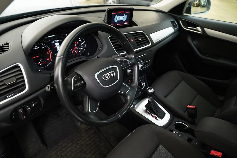 Audi Q3 - fotka 14 z 29