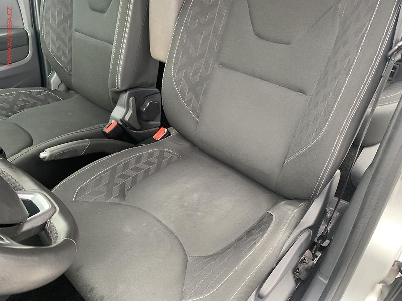 Renault Clio (2019) 0.9TCe, AC, výhřev sed - fotka 9 z 22
