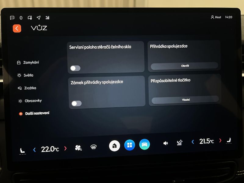 Lynk & Co 01 CORE PHEV AUT CZ 1.maj - fotka 43 z 48
