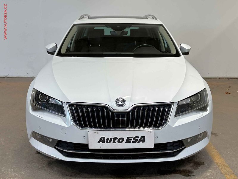 Škoda Superb (2017) 2.0TDi, DSG, webasto - fotka 2 z 17