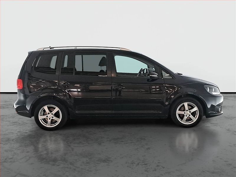 Volkswagen Touran (2012) 1.6 TDI, 7 míst, Navi - fotka 6 z 16