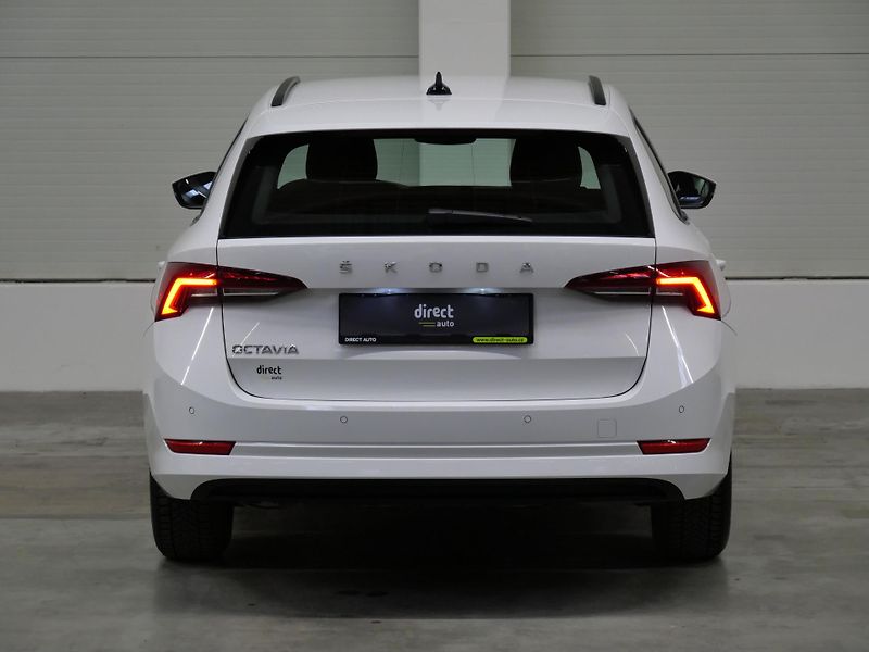 Škoda Octavia - fotka 6 z 25