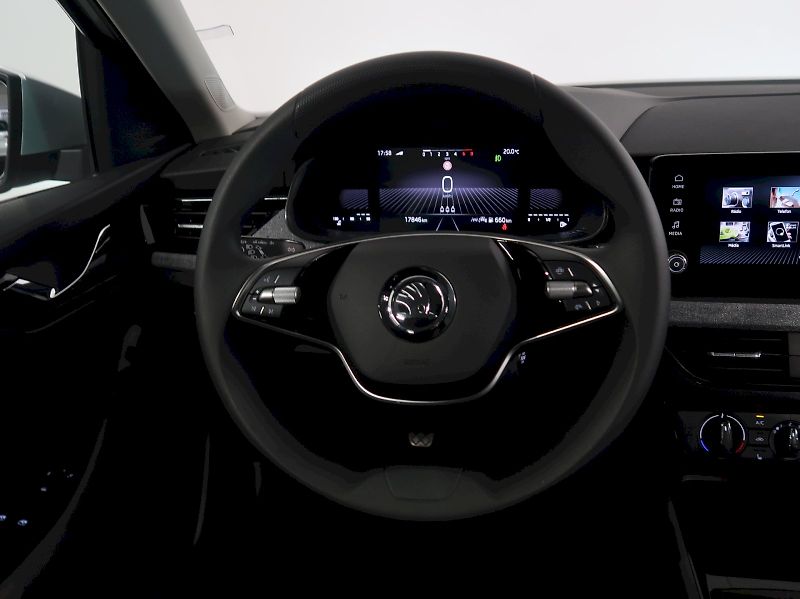 Škoda Kamiq (2024) SELECTION 1.0TSI 85KW - fotka 16 z 38