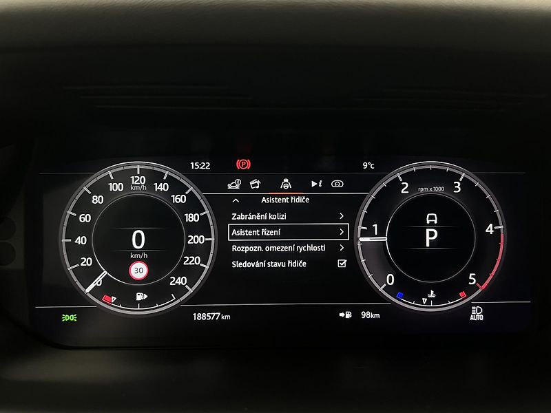 Land Rover Discovery Sport 2.0 TD4 AWD AUT CZ - fotka 27 z 41