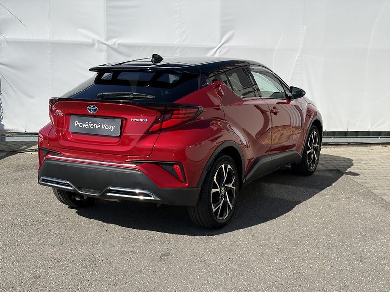 Toyota C-HR 2,0 Selection Black Alcantara - fotka 4 z 20