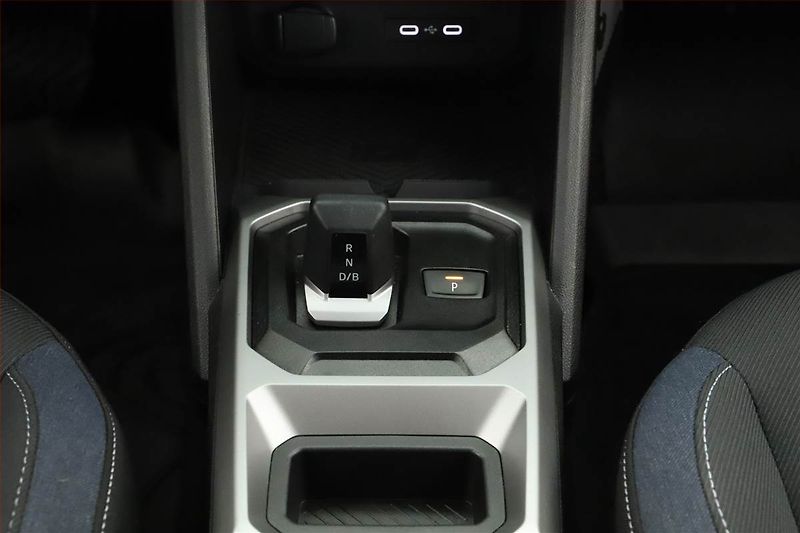 Dacia Duster (2025) Journey 1.6 Hybrid - fotka 12 z 20