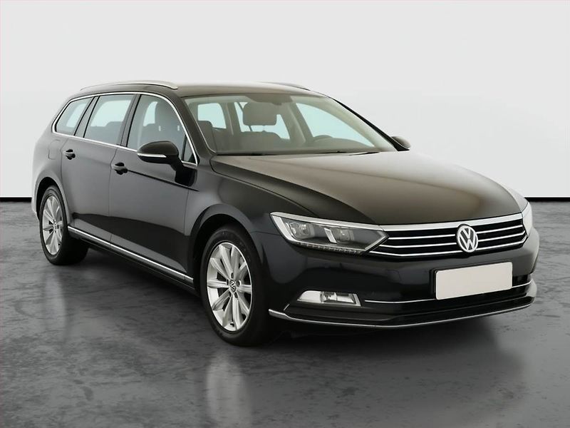 Volkswagen Passat (2018) Highline 2.0 TDI, Automat - fotografie inzerátu
