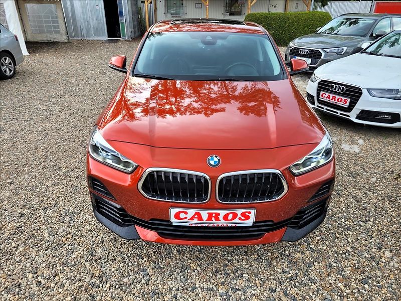 BMW X2 18i ,led,navi,kůže,výhřev - fotka 47 z 47