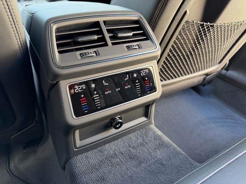 Audi A6 Allroad 55TDI-alu21-tažné-nez.top-ČR- - fotka 18 z 28