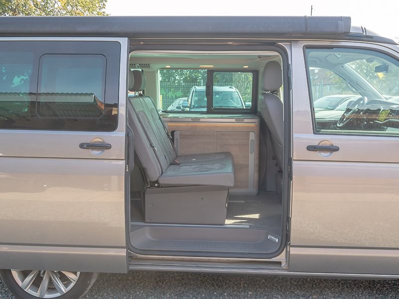 Volkswagen California (2020) 2.0TDI 4x4 DSG CALIFORNI COAST - fotka 43 z 70