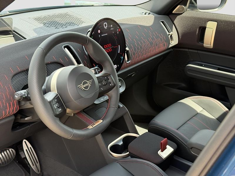 Mini Countryman JCW ALL4 - fotka 9 z 21