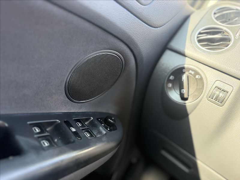 Volkswagen Golf Plus 1,9 TDI GOAL DIGIKLIMA 6KVALT - fotka 10 z 18