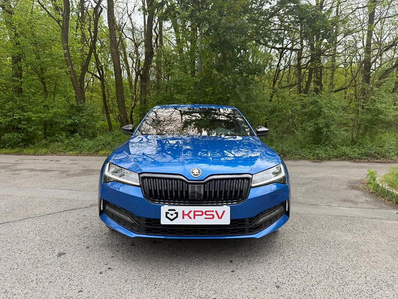 Škoda Superb (2023) SportL 2.0TSI/206kW 4x4, webas - fotka 2 z 30