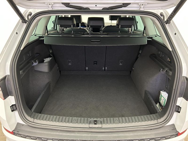 Škoda Kodiaq 2.0 TDI 4x4 L & K - fotka 28 z 32